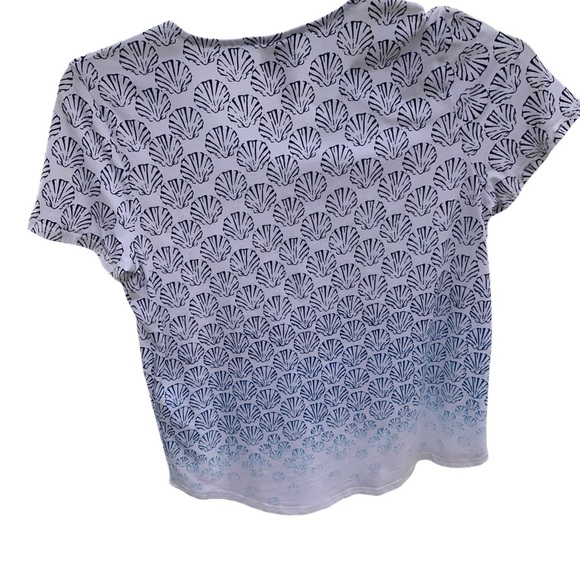 Weekends by Chico shell pattern Coastal white & Blue Women's Top / tee size M - Picture 6 of 6